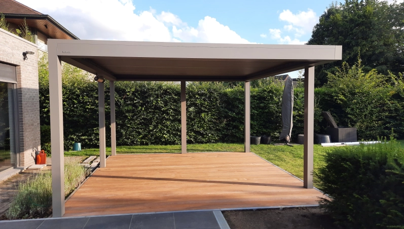 B-200 XL Outdoor Living