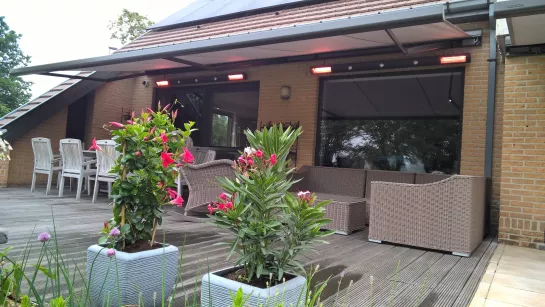 Brustor B-25 prestige